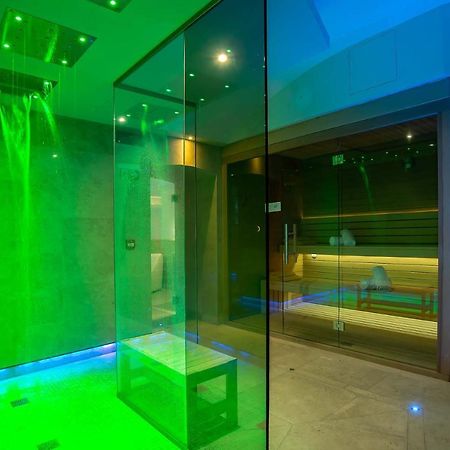 Accademia Club & Spa Рим Екстериор снимка