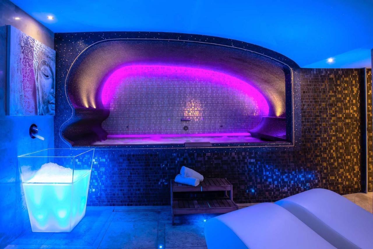 Accademia Club & Spa Рим Екстериор снимка
