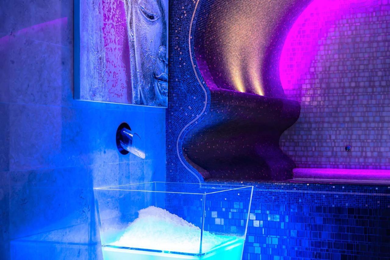 Accademia Club & Spa Рим Екстериор снимка